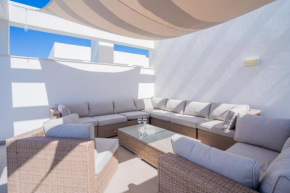 Central apartment with big roof terrace